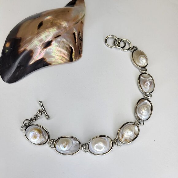 Unique Pearl Bracelet with Genuine Freshwater Pearls - Picture 1 of 16